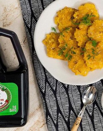 Crispy-Plantains-with-Pepper-Sofrito