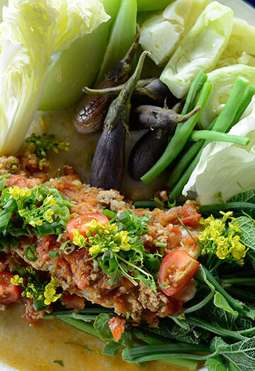 Pla Sturgeon Nam Prik Ong