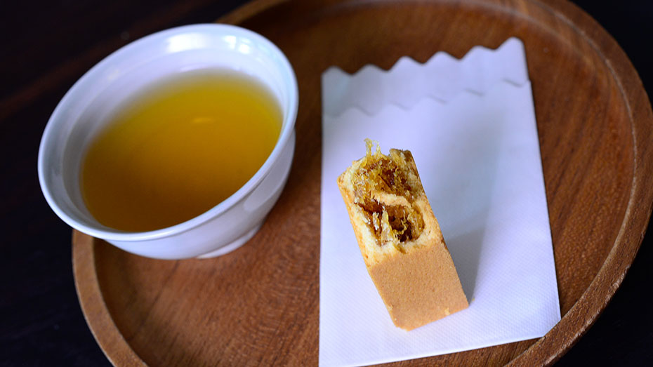 Sunny Hills Pineapple Cakes