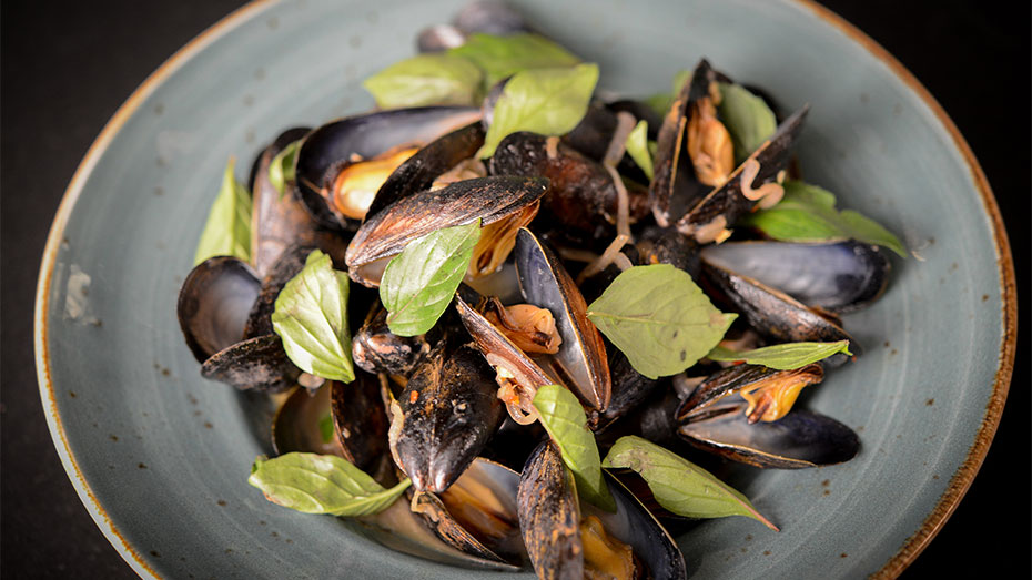 UFS Steamed Mussels