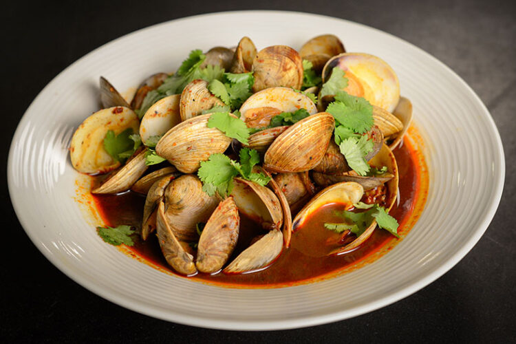 UFS_SurfnTurfClams