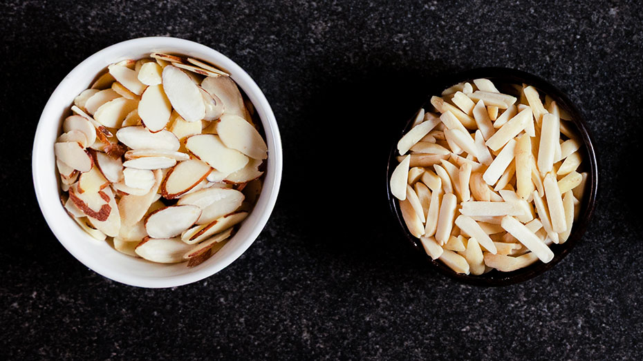 Flaked and slivered almonds